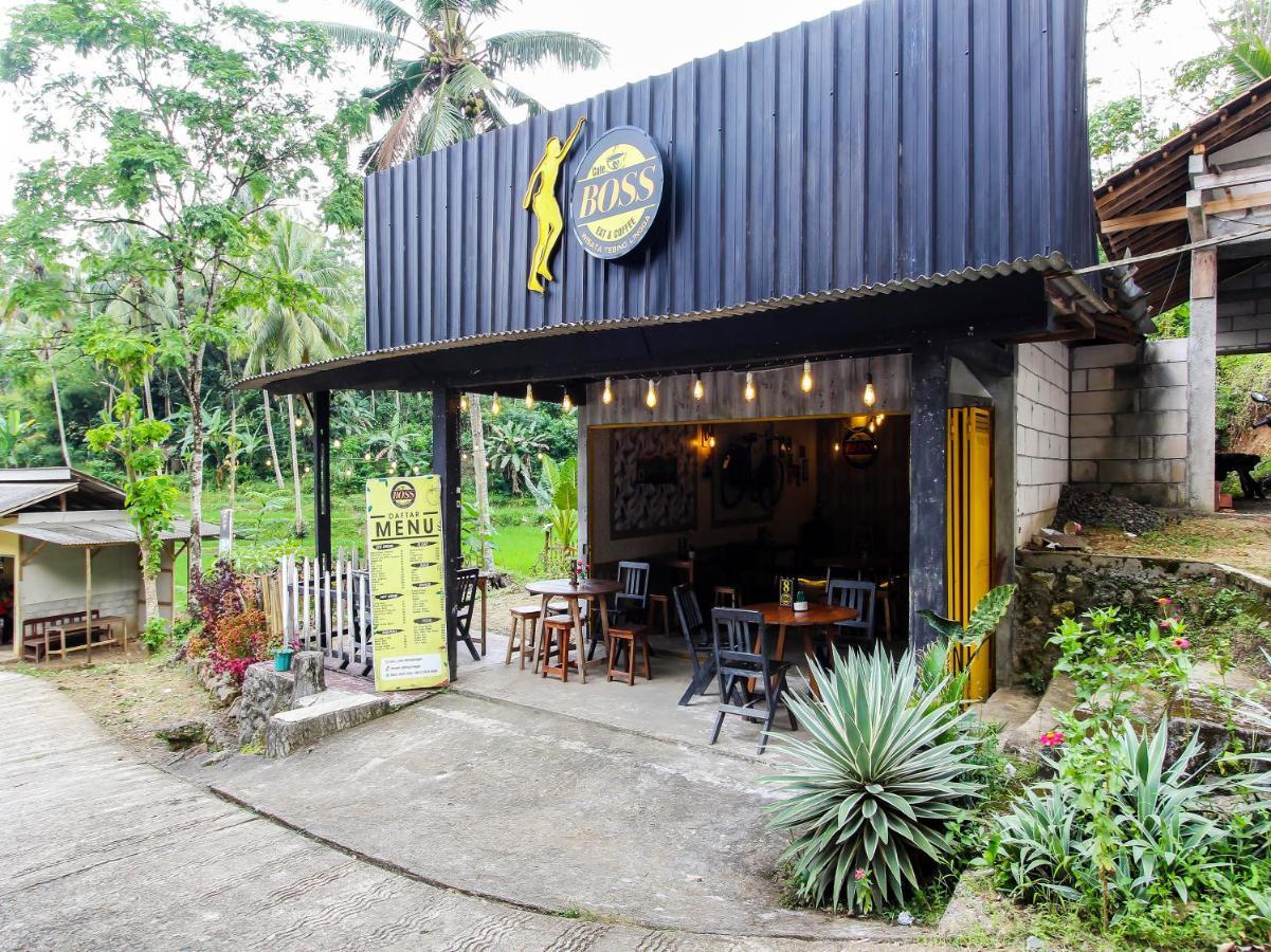 OYO Homes 91134 Desa Wisata Tebing Lingga Trenggalek Bagian luar foto